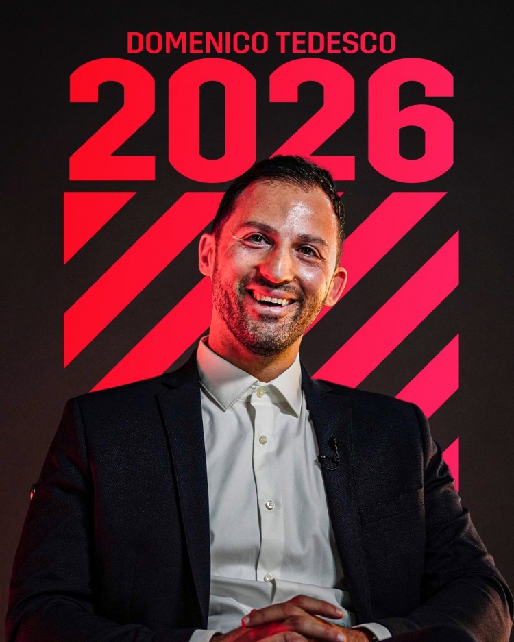 带队8胜2平保持不败！比利时主帅特德斯科续约至2026年