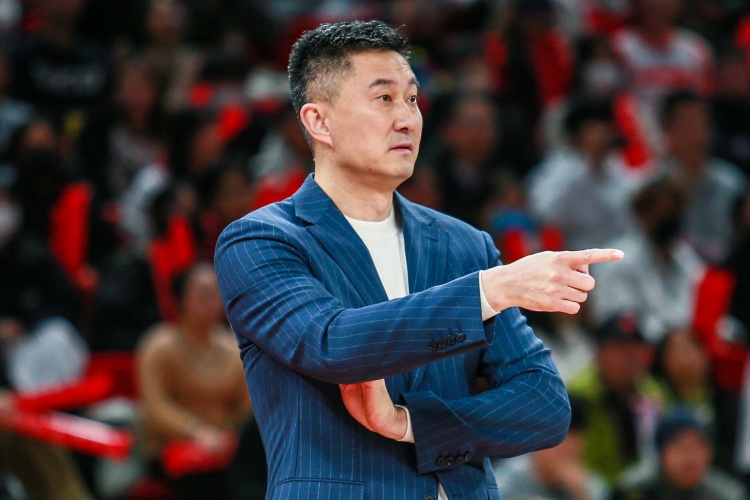 杜锋：从来都不会考虑去挑季后赛的对手 常规赛肯定力争最好成绩
