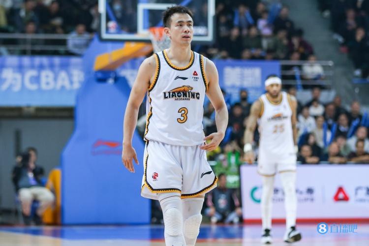 里程碑！赵继伟生涯助攻数达2273次 超越吕晓明升至CBA历史第6位