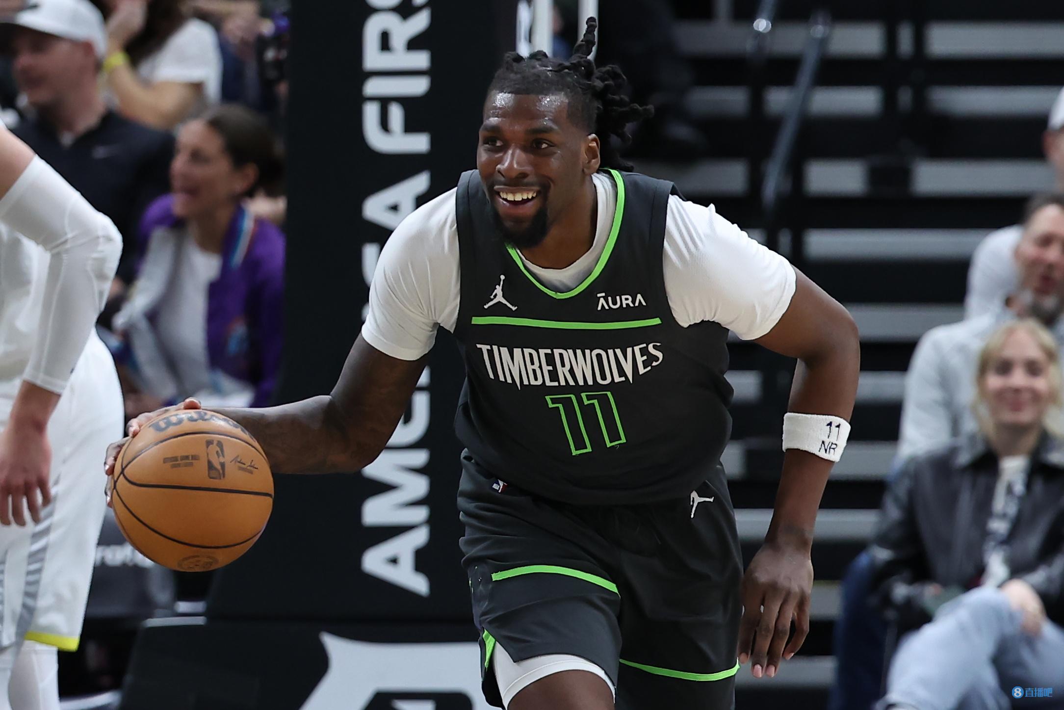 里德谈森林狼球迷对他的喜爱：这是你在NBA梦想得到的东西
